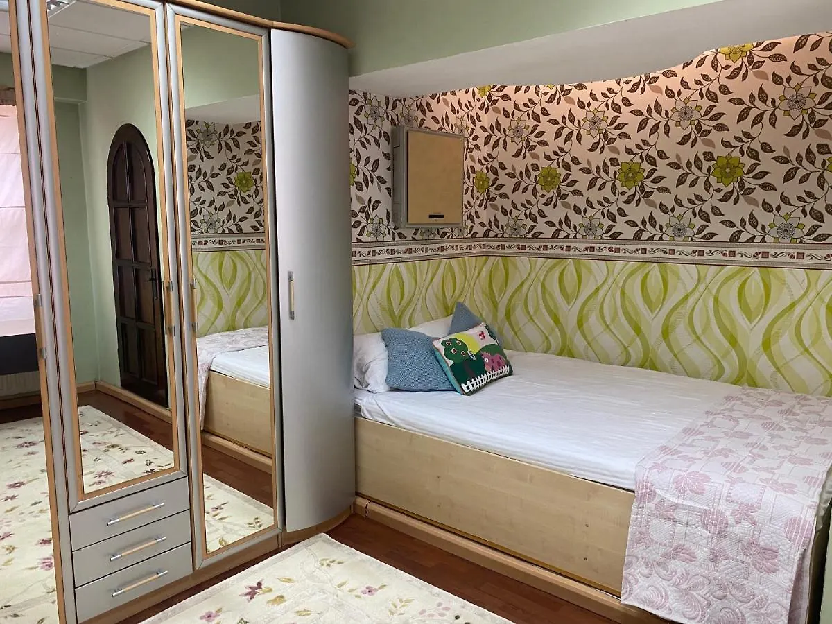 Luxuria Central Villa Bucharest