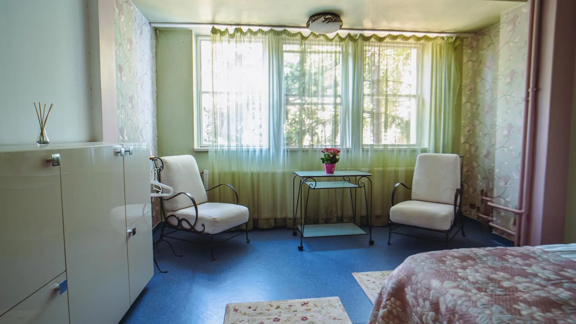 Luxuria Central Villa Bucharest Romania