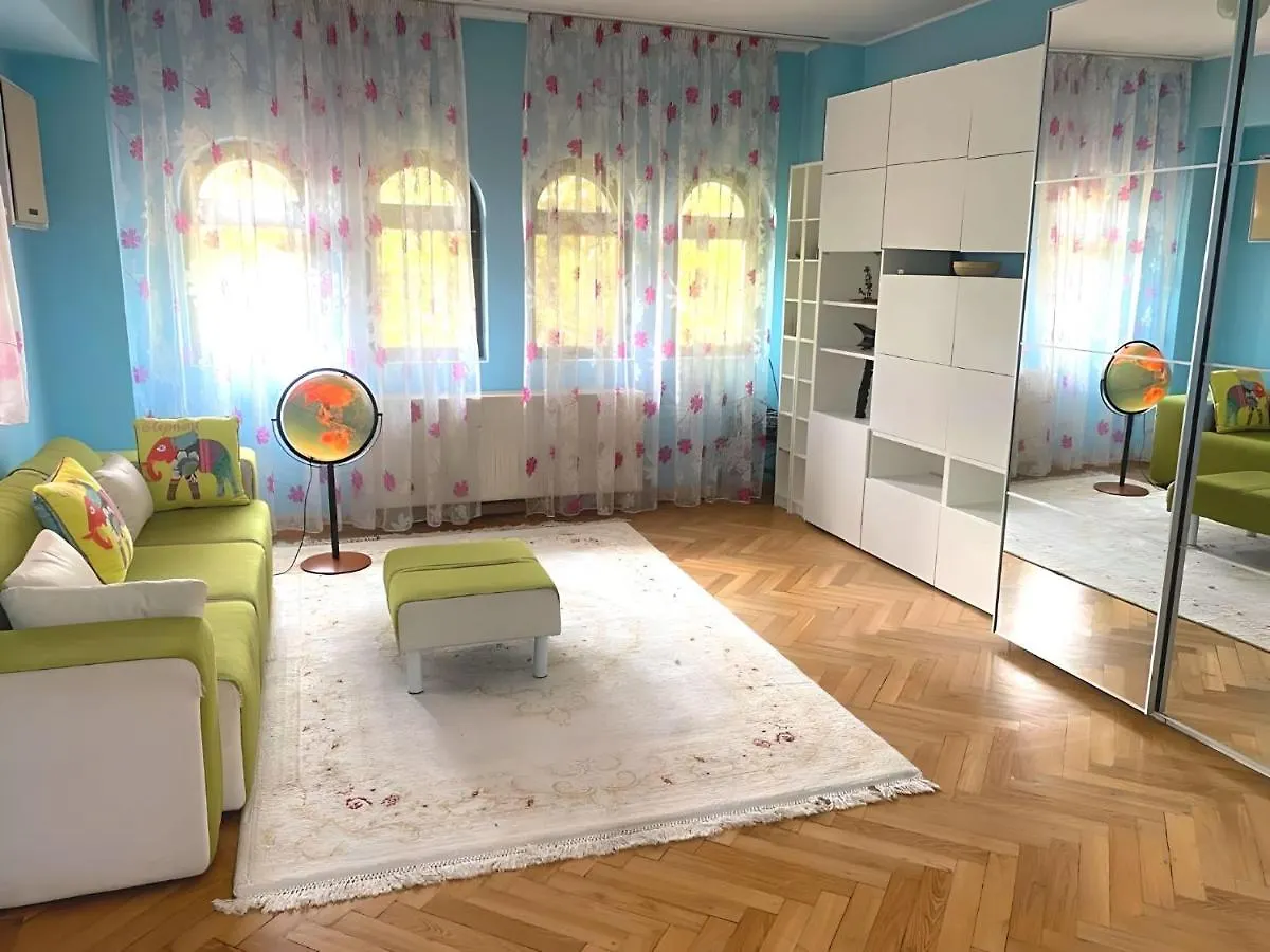 Luxuria Central Villa Bukarest Rumänien